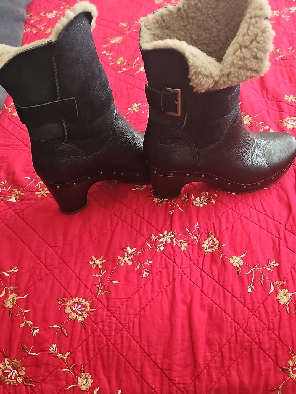 UGG Brown Leather Shearling-Lined Heeled Ankle Boots